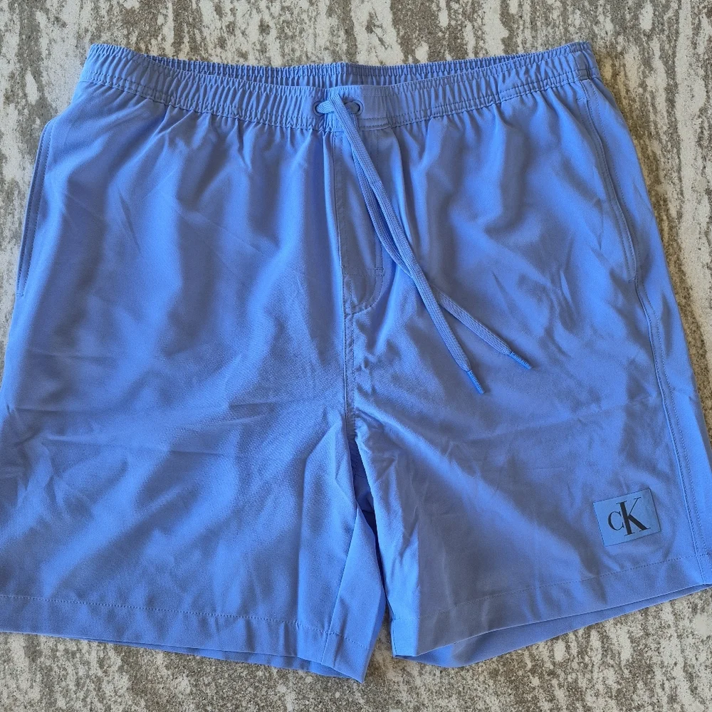 Calvin Klein Men's Core Volley Swim Shorts Size XL NEW - Picture 2 of 2